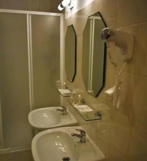 ホテル Złote Dęby