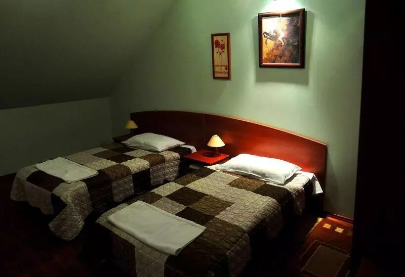 ホテル Złote Dęby