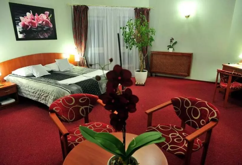 ホテル Złote Dęby