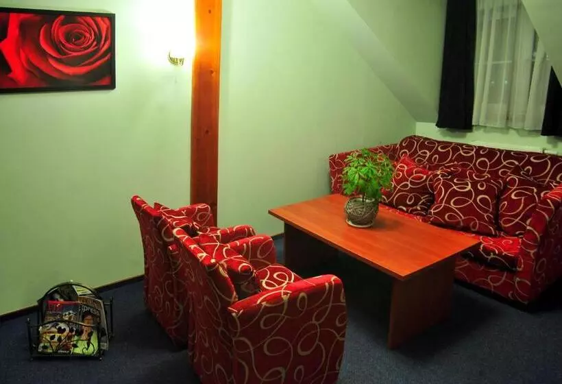 ホテル Złote Dęby