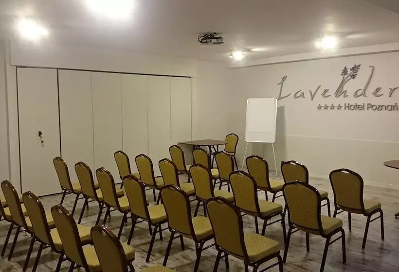 Lavender Hotel Poznań