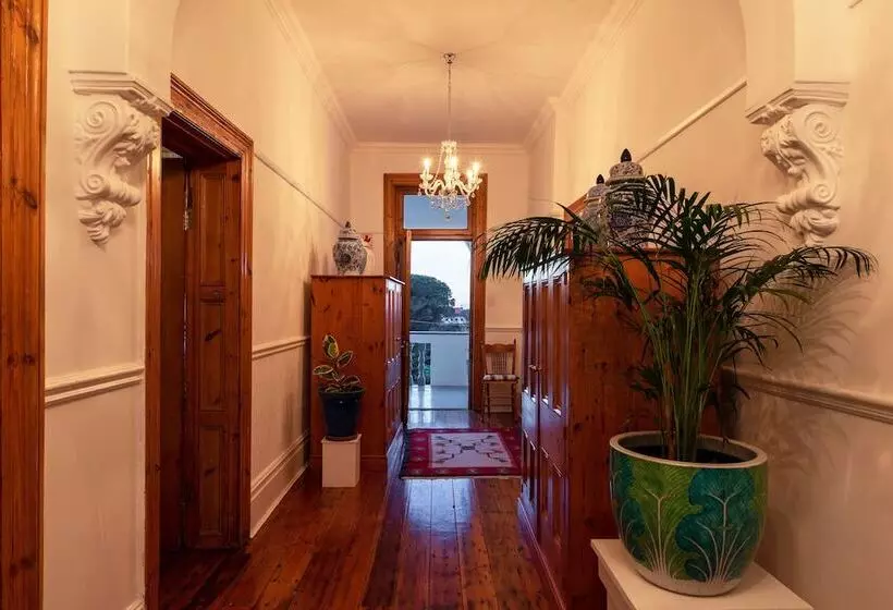 Esperanza Guest House