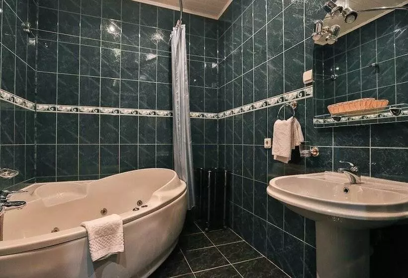 ペンション Korall Guest Center