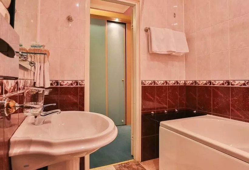 ペンション Korall Guest Center