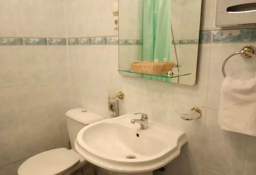 ペンション Korall Guest Center