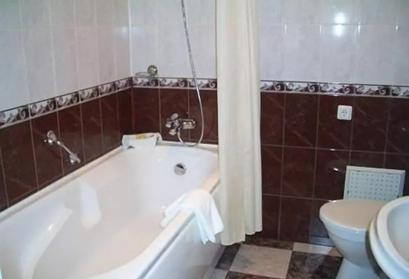 ペンション Korall Guest Center