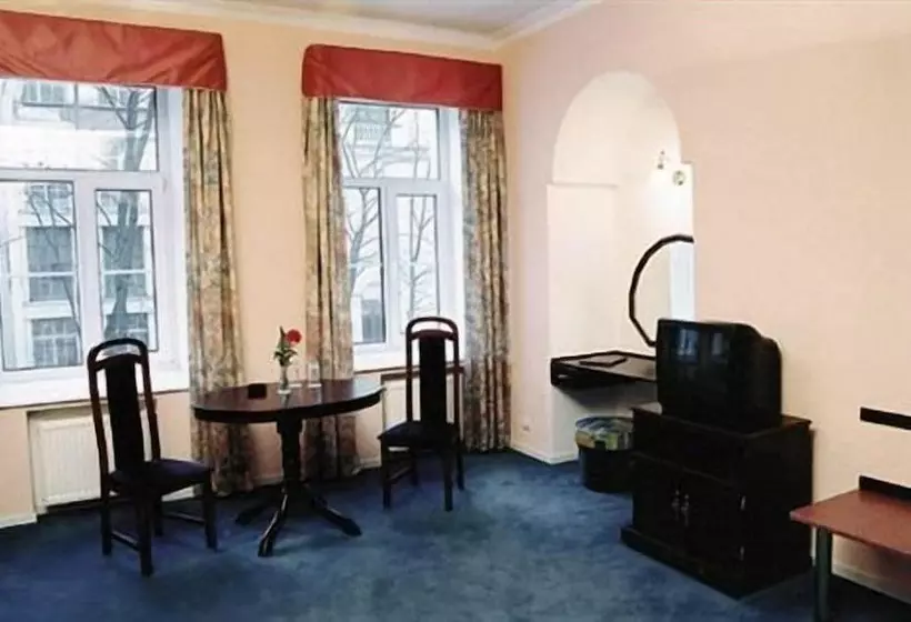 ペンション Korall Guest Center