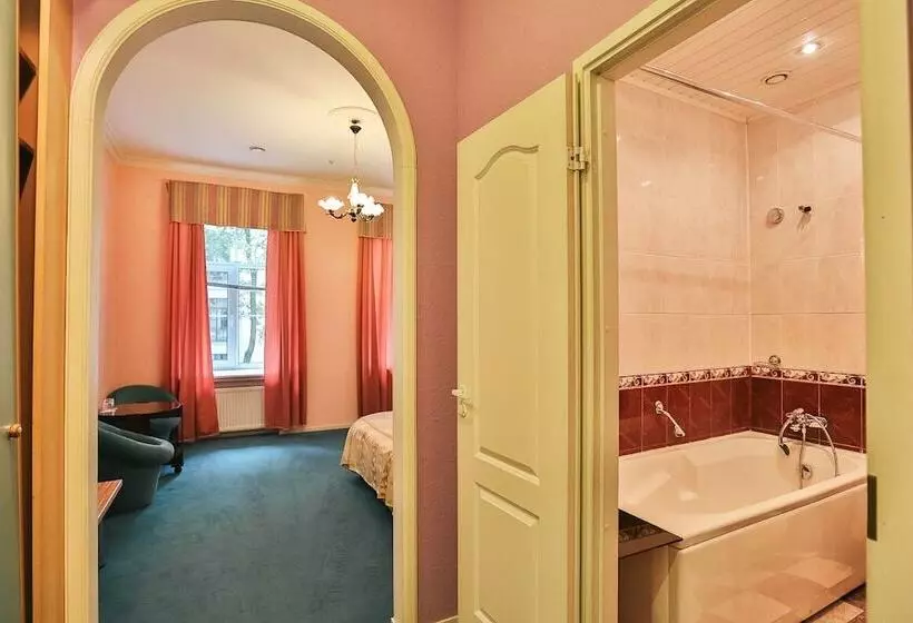 ペンション Korall Guest Center