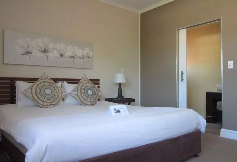 ペンション La Roche Guest House