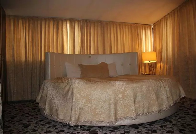 ホテル Ankara Risiss