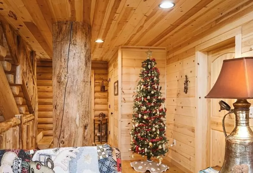 Big Log Lodge