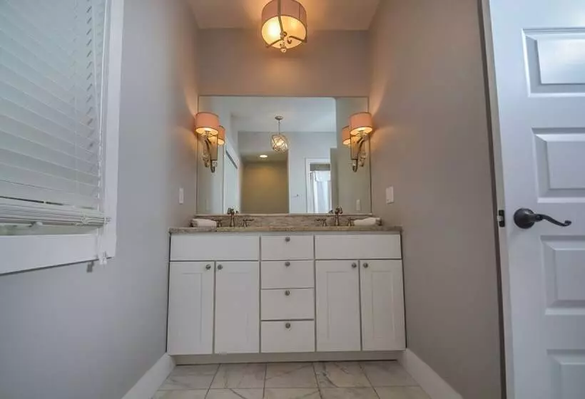 Casa Bella