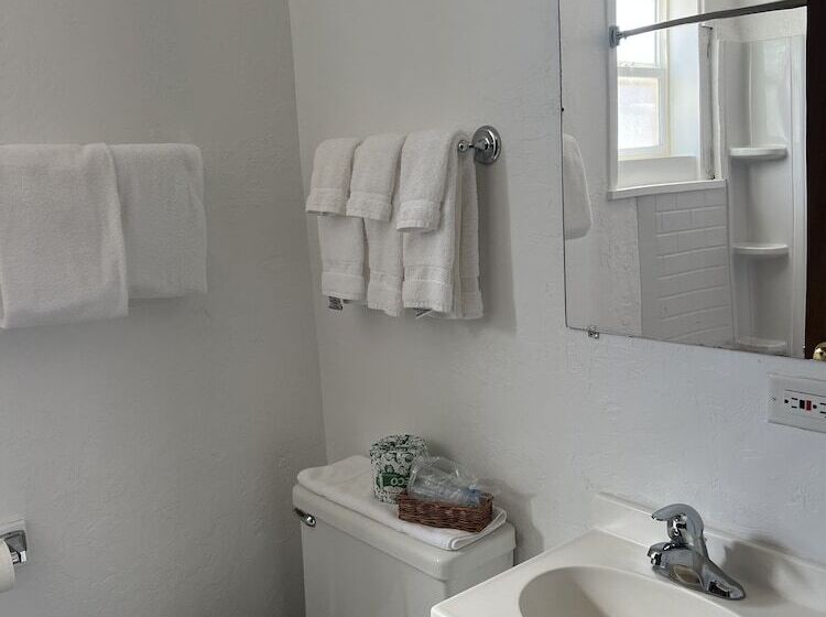 Circle Of Destination Motel