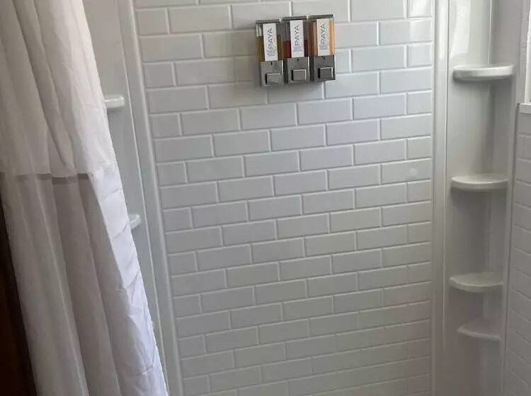 Circle Of Destination Motel