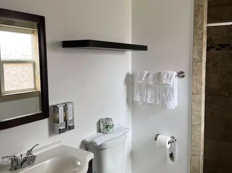 Circle Of Destination Motel