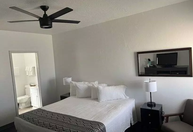 Circle Of Destination Motel