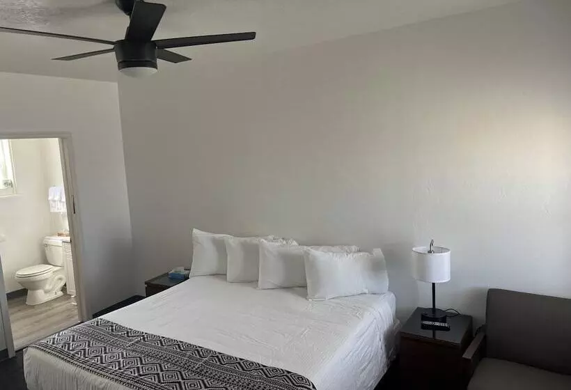 Circle Of Destination Motel