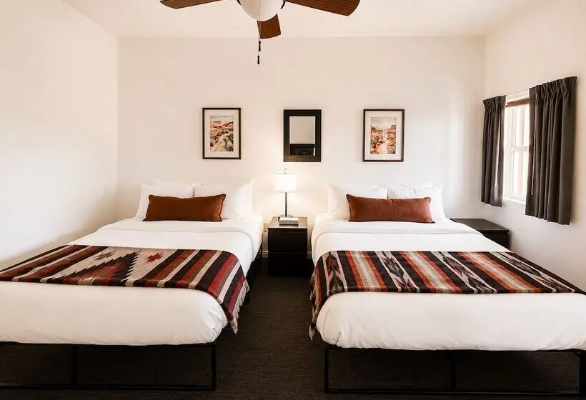 Circle Of Destination Motel