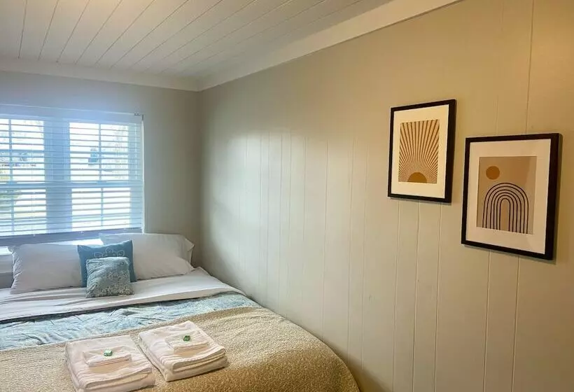 Yellow Springs Motel