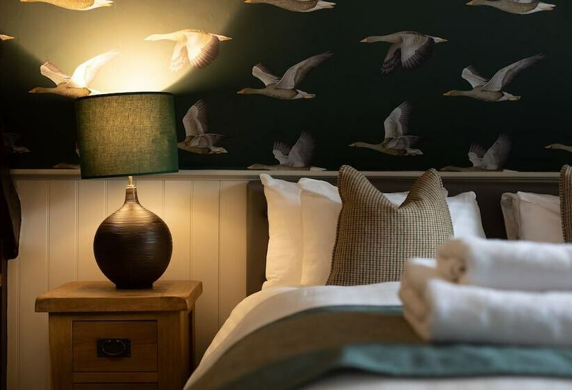 客栈  The Red Lion