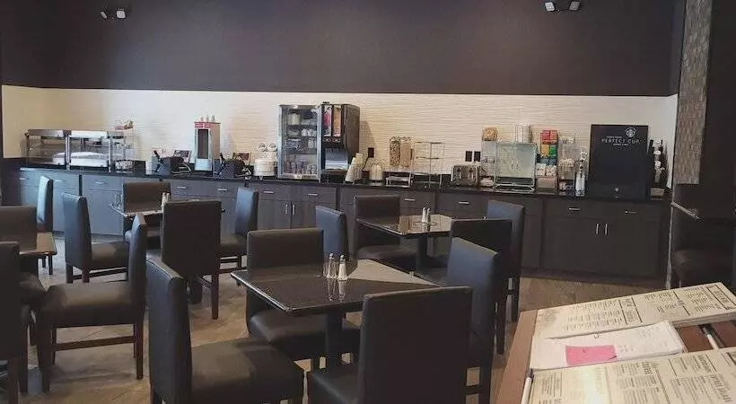 Cobblestone Hotel & Suites   International Falls