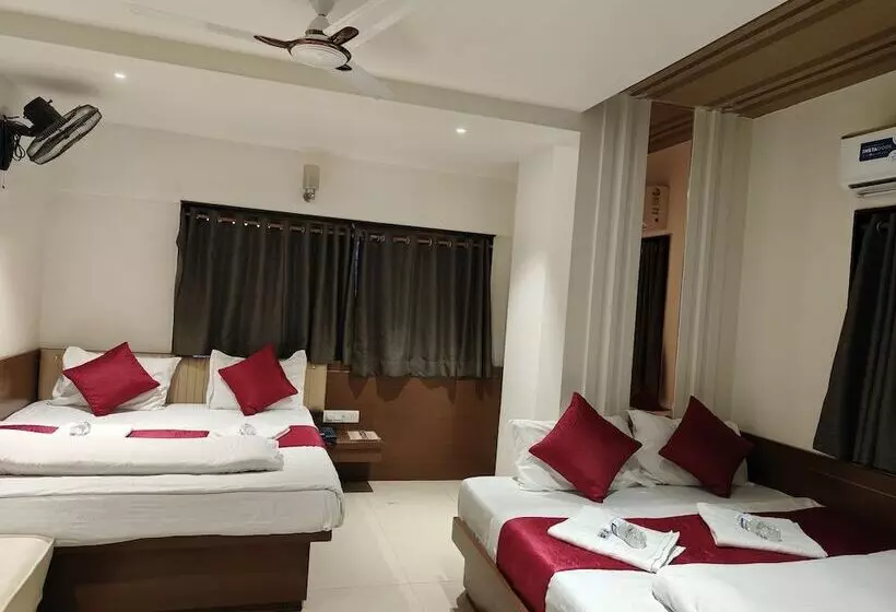 Hotelli Anand Palace