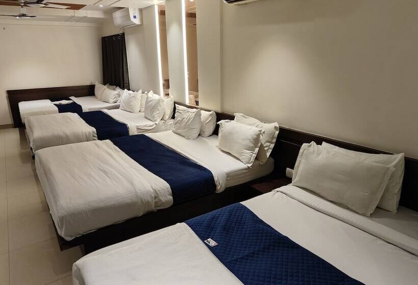 Hotelli Anand Palace