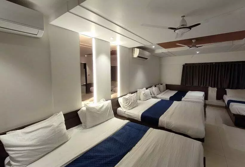 Hotelli Anand Palace