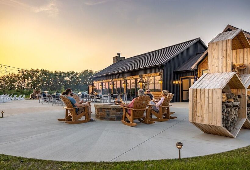 酒店 Sankoty Lakes Resort