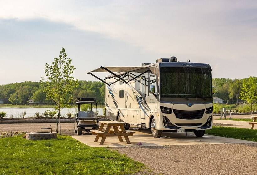 酒店 Sankoty Lakes Resort