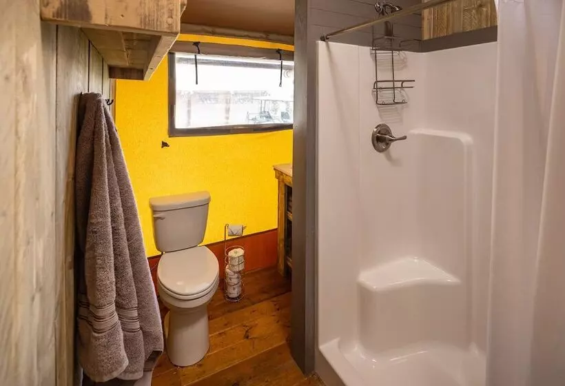 Hotelli Sankoty Lakes Resort