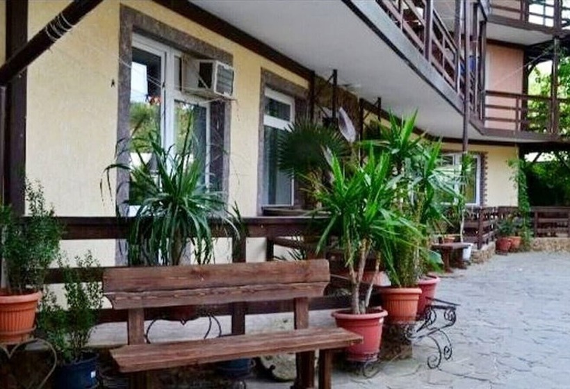 פנסיון Karavan