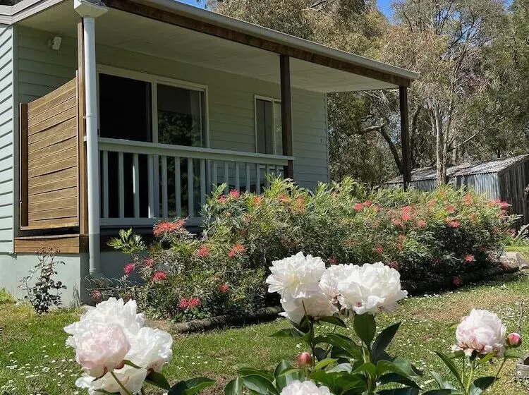 Tindoona Cottages
