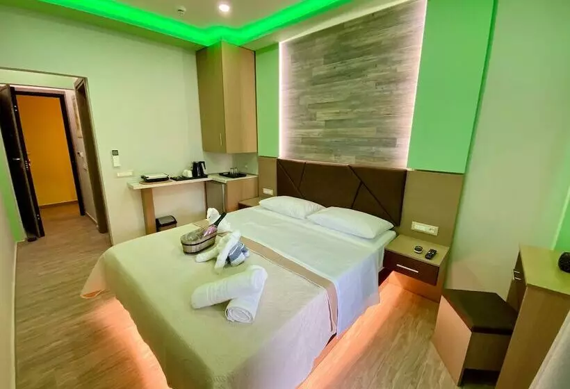 تختخواب و صبحانه Dim House