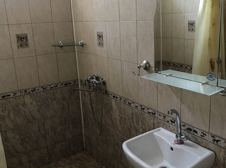 تختخواب و صبحانه Meridian