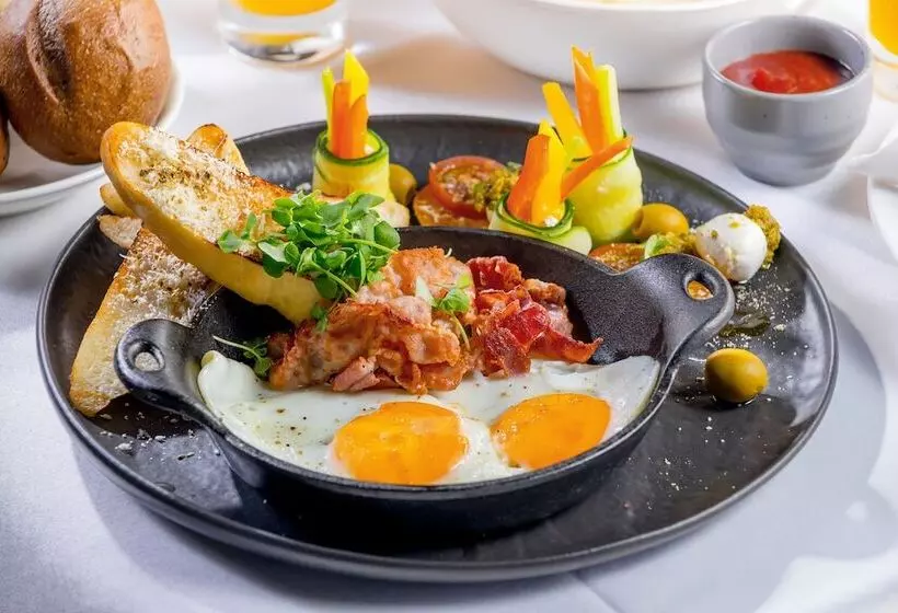 ホテル Gold Inn Garden