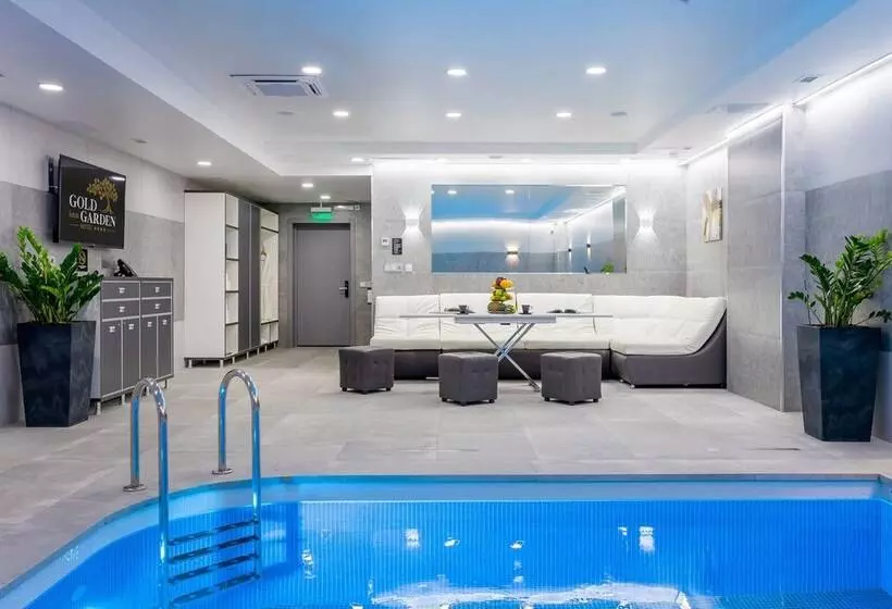 ホテル Gold Inn Garden