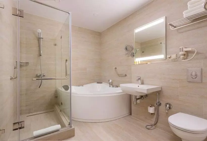 ホテル Gold Inn Garden