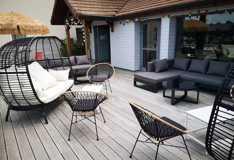 Les Suites   Konine 4   Hotel & Bar & Restaurant