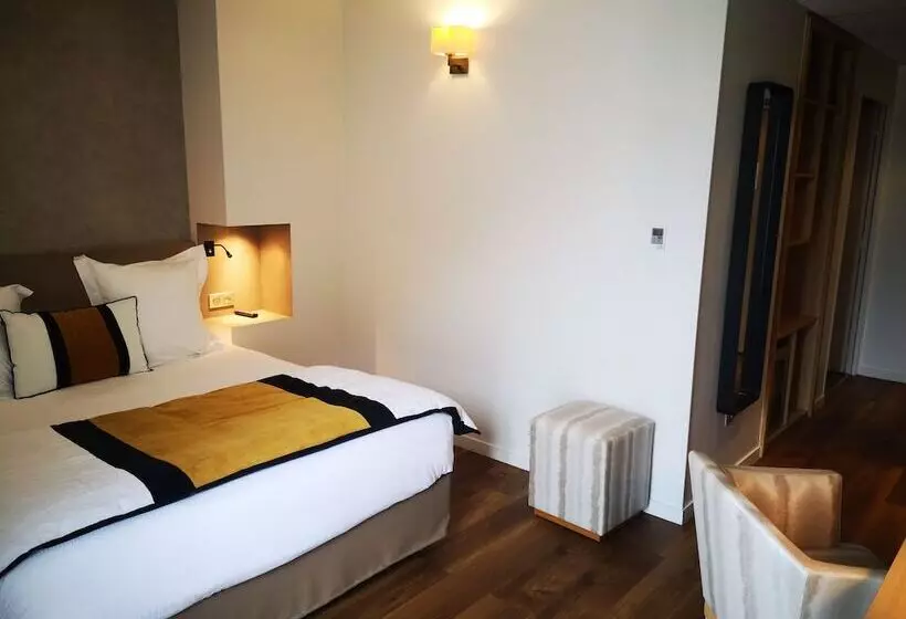 Les Suites   Konine 4   Hotel & Bar & Restaurant