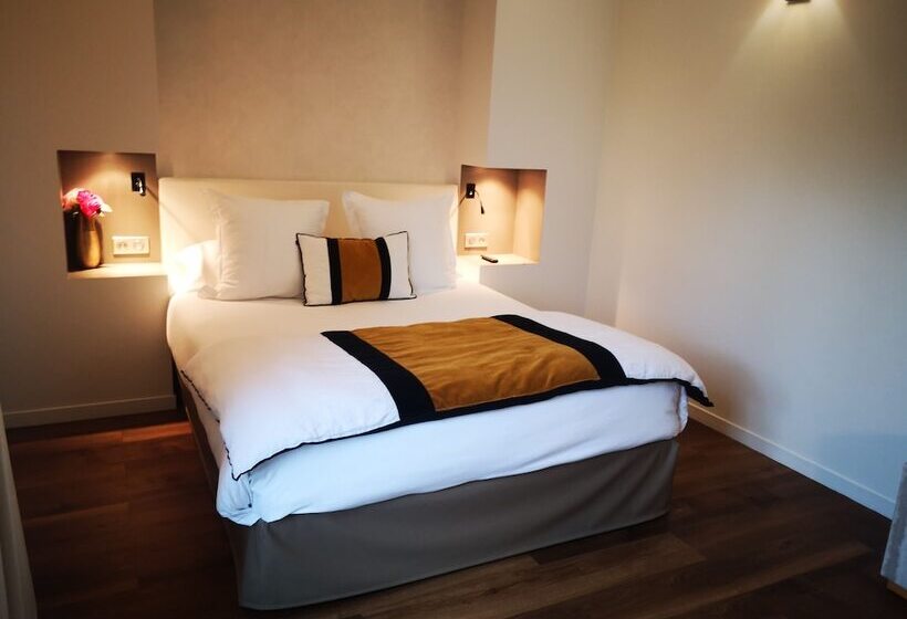 Les Suites   Konine 4   Hotel & Bar & Restaurant