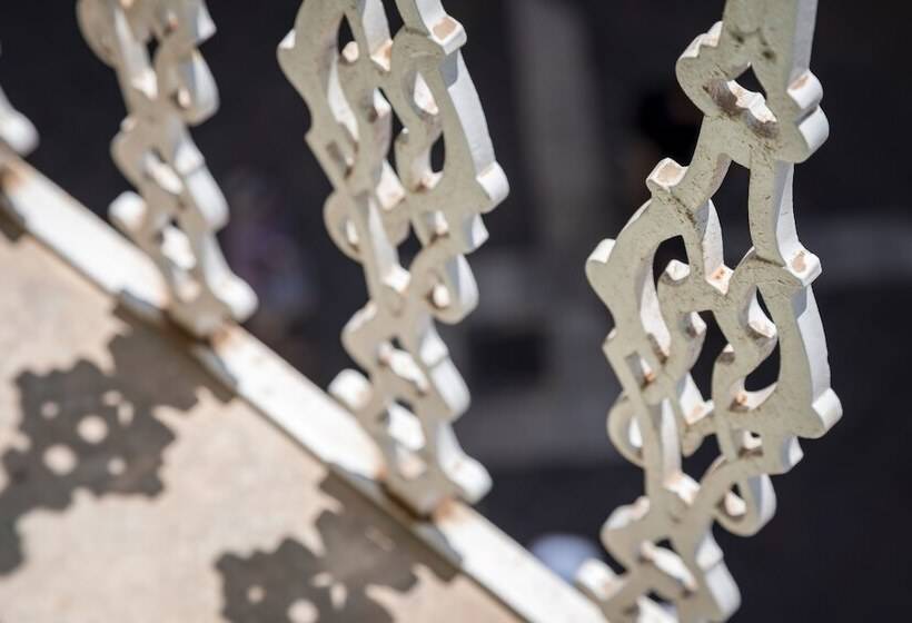 هتل Melior Boutique