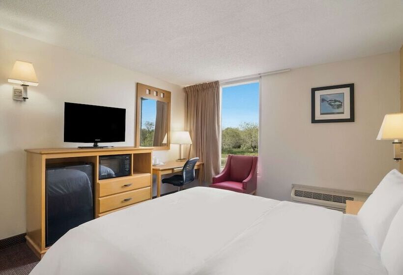 فندق Quality Inn