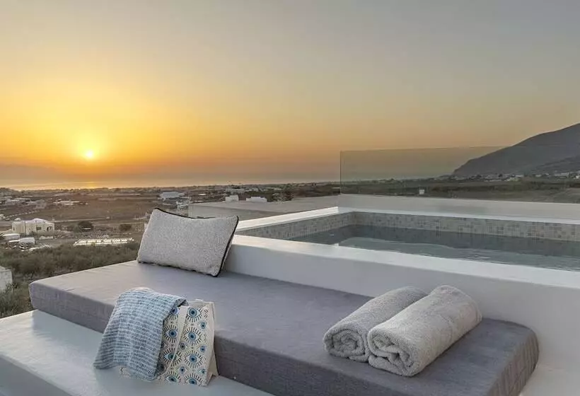 Onyx Hotel & Suites