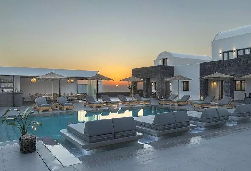 Onyx Hotel & Suites