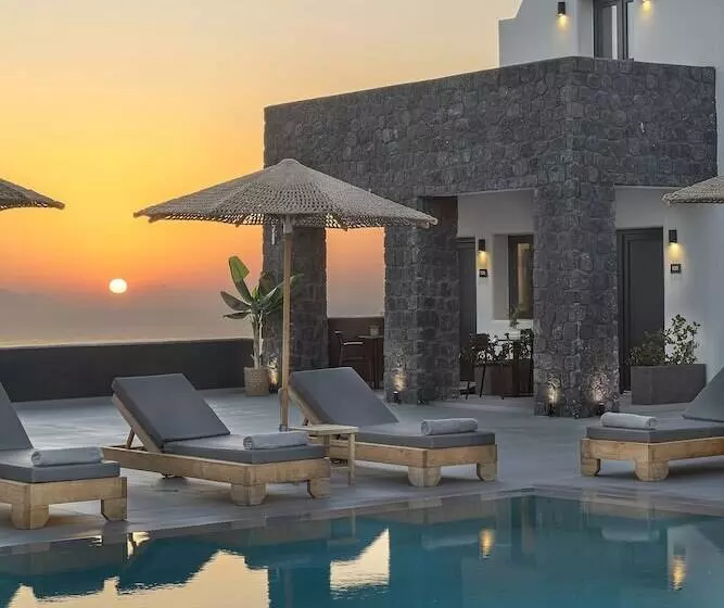 Onyx Hotel & Suites