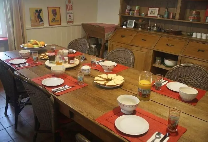 Majatalo Le Clos De La Salamandre