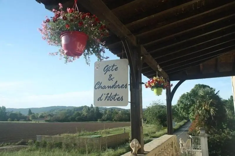 ペンション Le Clos De La Salamandre