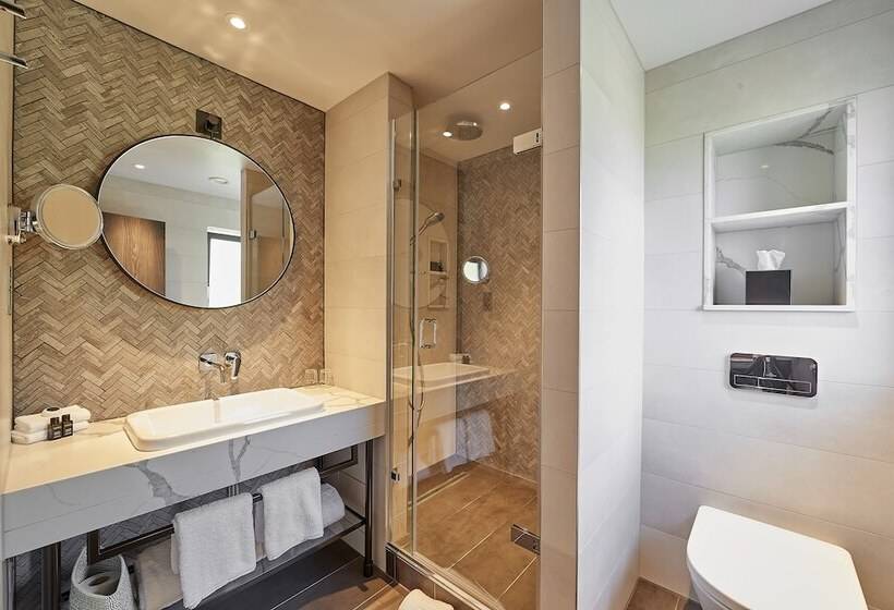 פנסיון The Fellows House Mews