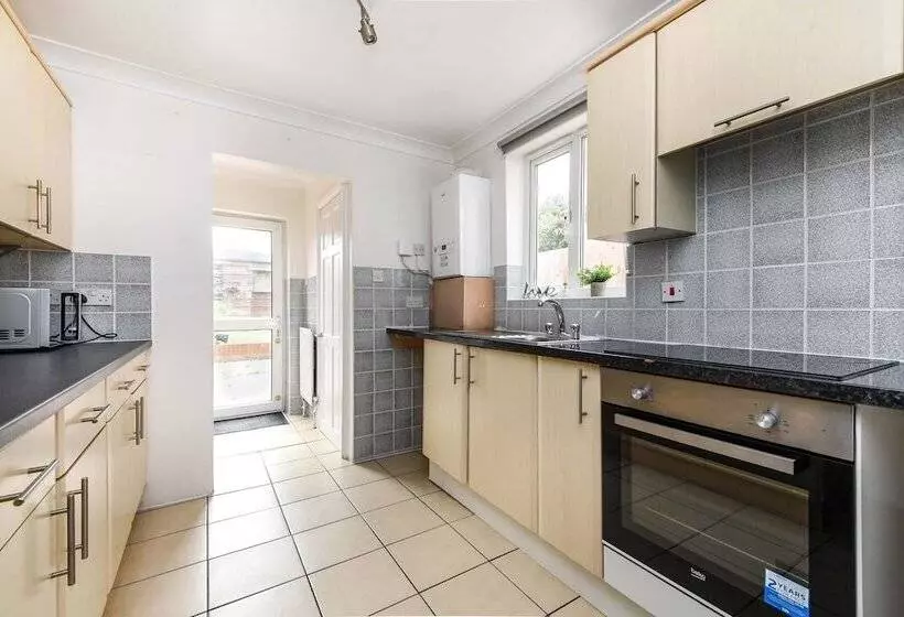 Residenssi 4br 10guests Parking Garden